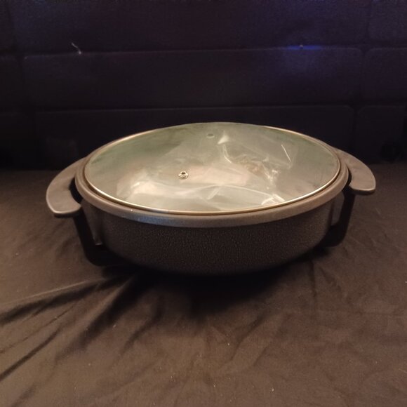 BRAND NEW Non-Stick Electric Pizza Cooker Model XDE-2800 - Picture 3 of 4